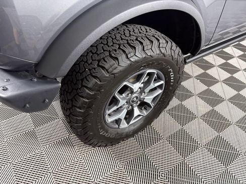 Used 2024 Ford Bronco Badlands AWD/4WD image 10
