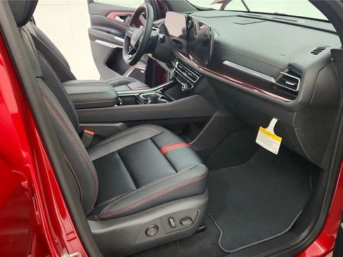 New 2026 Chevrolet Traverse RS FWD image 35