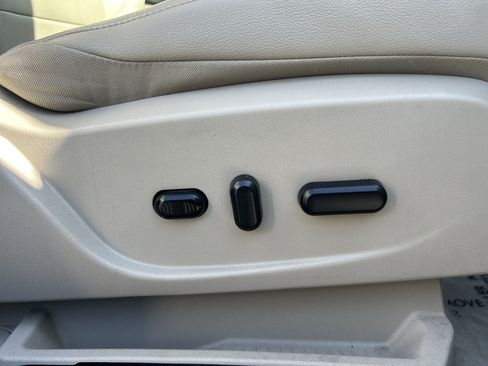 Used 2015 Ford Escape Titanium w/ Equipment Group 301A image 30