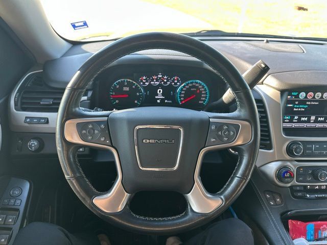 Used 2020 GMC Yukon Denali w/ Denali Ultimate Package RWD image 13