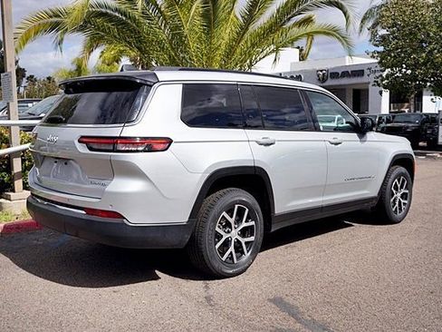 Used 2024 Jeep Grand Cherokee L Limited w/ Luxury Tech Group II AWD/4WD image 8