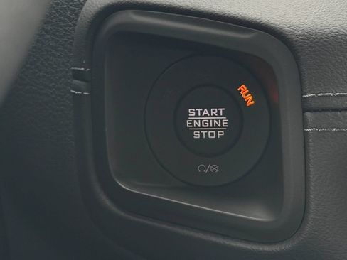 New 2026 Jeep Wrangler Unlimited Sahara AWD/4WD image 14