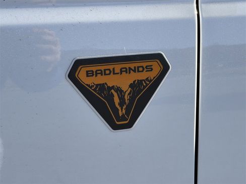 New 2025 Ford Bronco Badlands image 31
