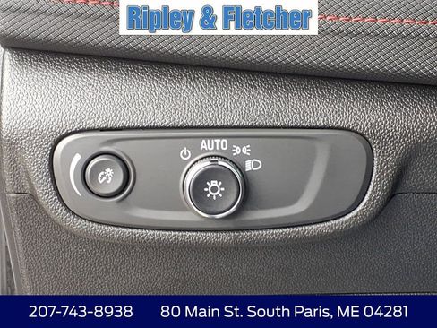 Used 2025 Chevrolet TrailBlazer RS w/ Convenience Package AWD/4WD image 18