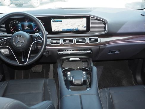 Used 2025 Mercedes-Benz GLE 350 4MATIC w/ AMG Line Exterior image 16