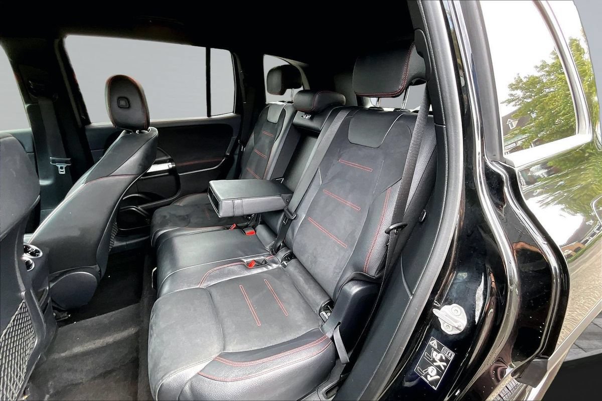 Used 2020 Mercedes-Benz GLB 250 4MATIC image 18