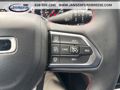 Used 2024 Jeep Compass Trailhawk AWD/4WD image 16