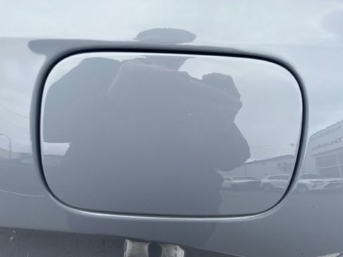 Used 2020 Honda CR-V Touring image 17