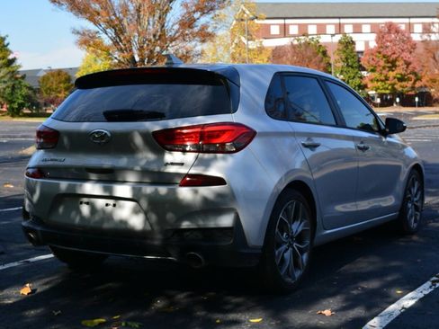 Used 2019 Hyundai Elantra GT N Line image 6