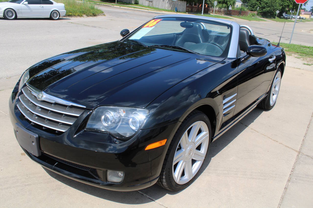 Used 2006 Chrysler Crossfire Limited RWD image 6