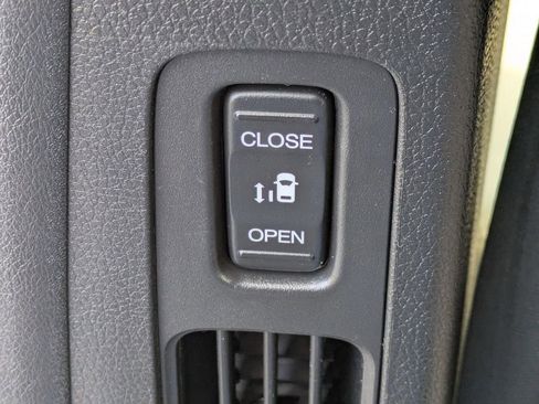 Used 2024 Honda Odyssey Elite image 30