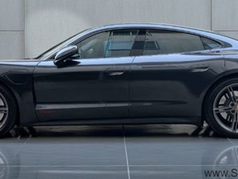 Used 2022 Porsche Taycan image 3