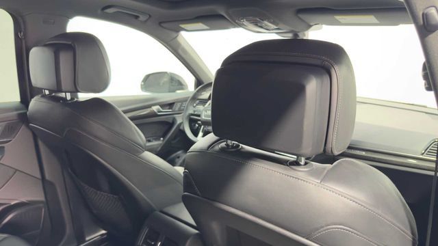 Used 2021 Audi SQ5 Premium Plus w/ Premium Plus Package AWD/4WD image 17