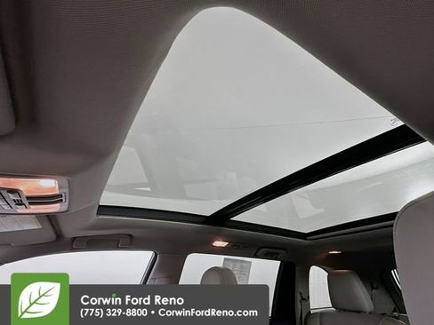Used 2015 Toyota Highlander Limited Platinum AWD/4WD image 22