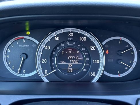 Used 2016 Honda Accord LX image 18