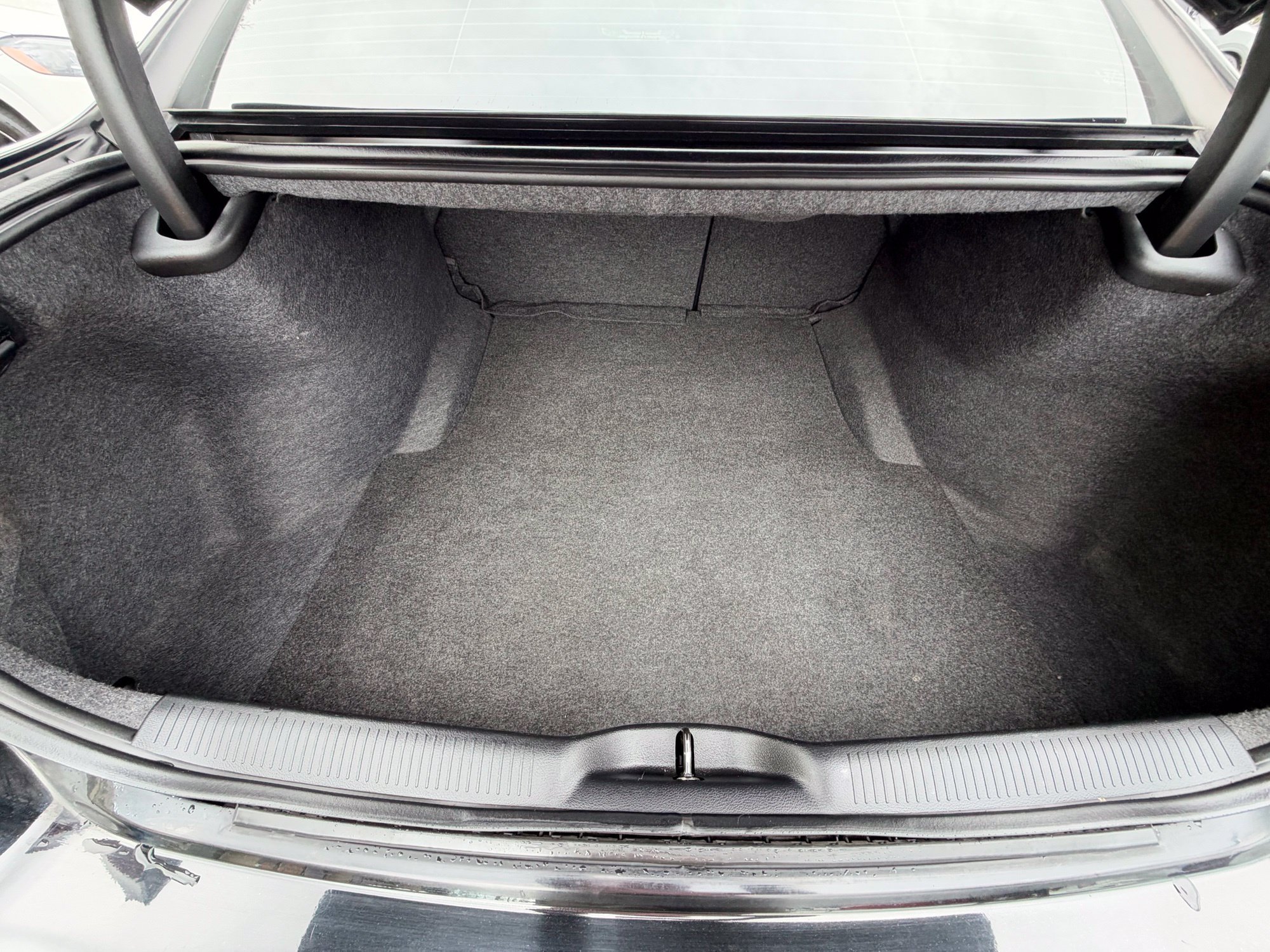 Used 2021 Dodge Charger R/T w/ Harman/Kardon Audio Group RWD image 12