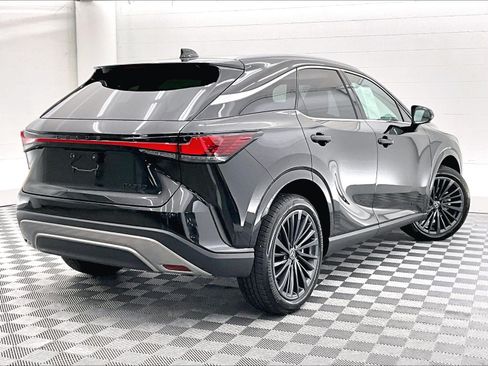Used 2025 Lexus RX 350 Premium w/ Convenience Package FWD image 11