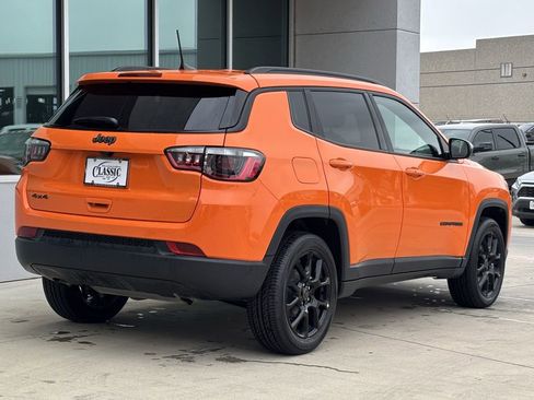 New 2026 Jeep Compass Latitude image 3