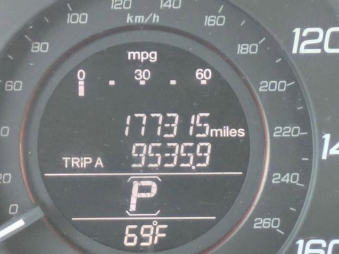 Used 2013 Honda Accord Sport image 11