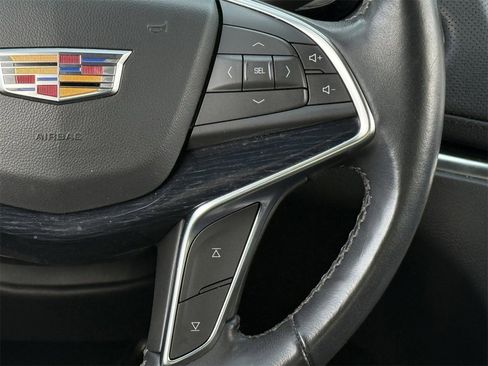 Used 2024 Cadillac XT5 Premium Luxury image 13