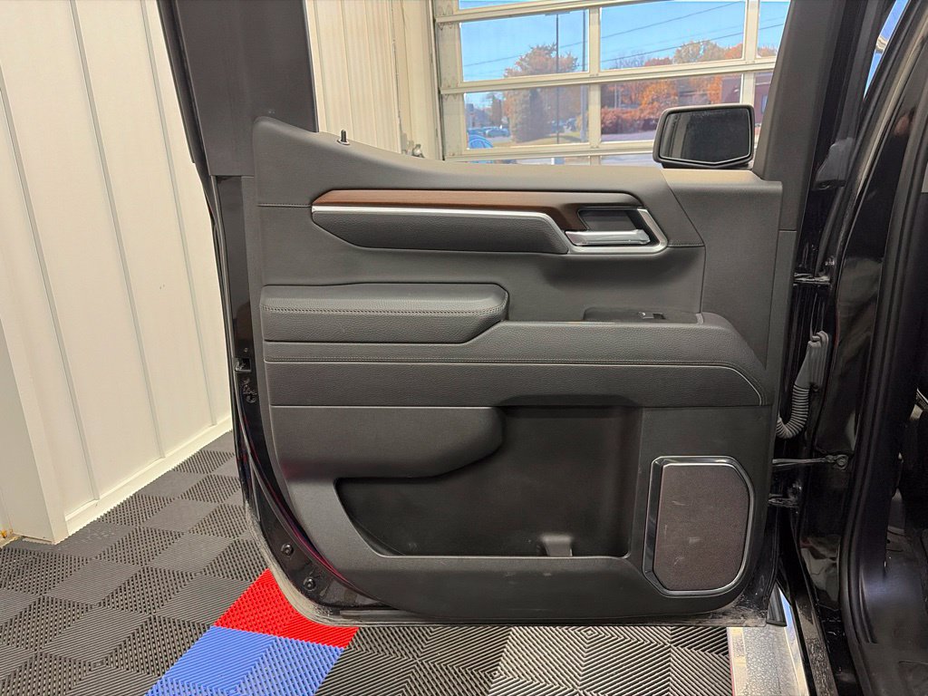 Used 2025 GMC Sierra 1500 Denali AWD/4WD image 20