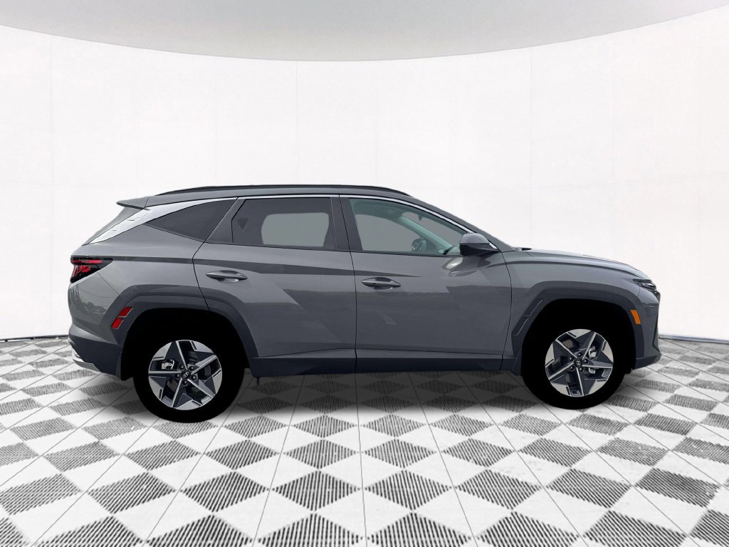 Used 2026 Hyundai Tucson SEL Plus AWD/4WD image 11