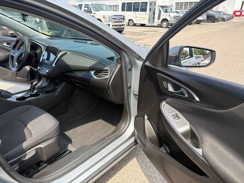 Used 2024 Chevrolet Malibu LT FWD image 22