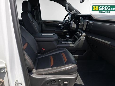Used 2022 GMC Sierra 1500 AT4 w/ AT4 Premium Package AWD/4WD image 15