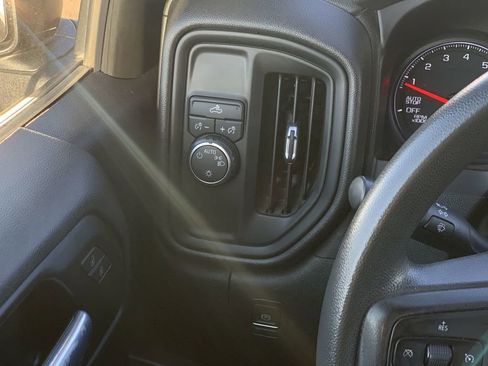 Certified 2021 Chevrolet Silverado 1500 Custom RWD image 16