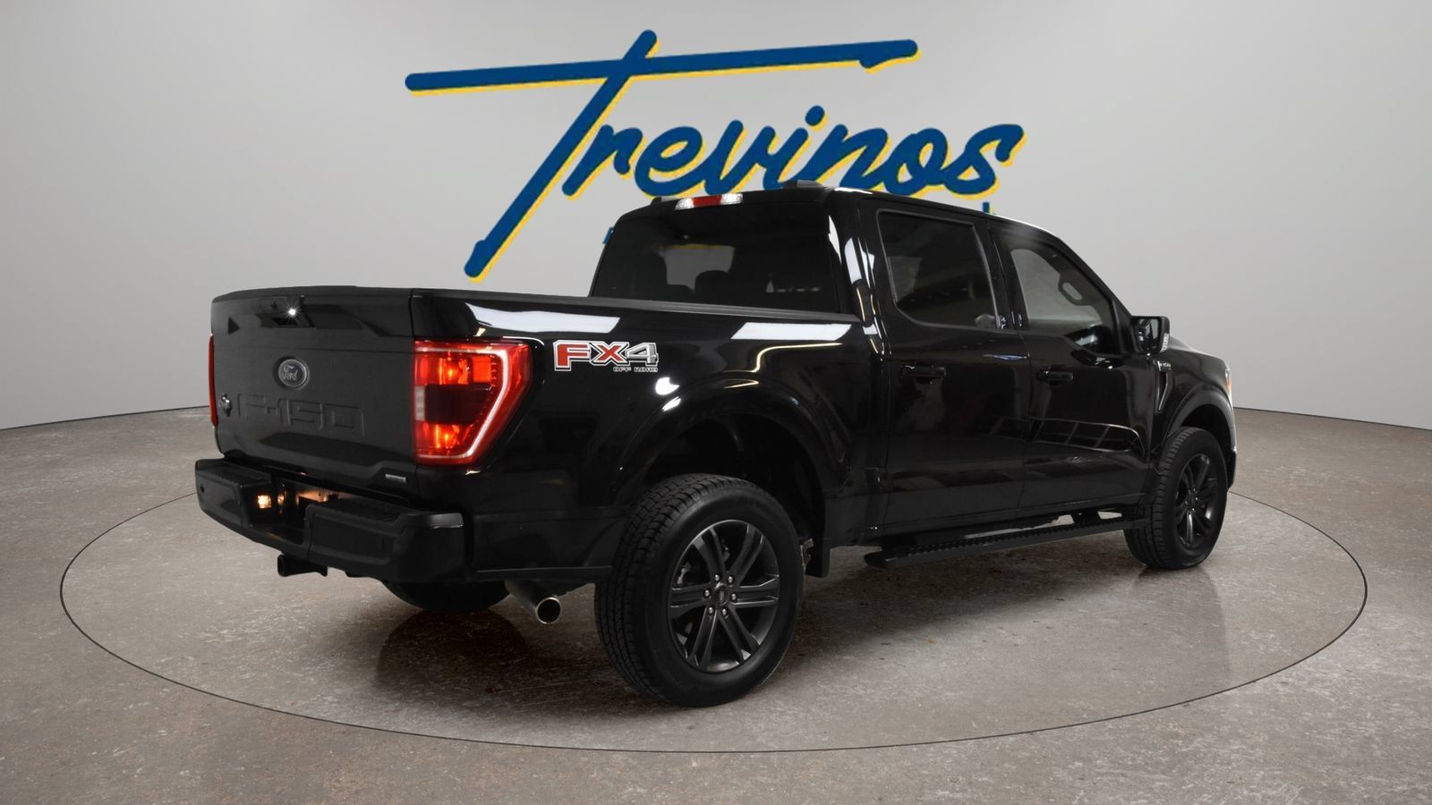 Used 2022 Ford F150 XLT w/ Equipment Group 302A High AWD/4WD image 2