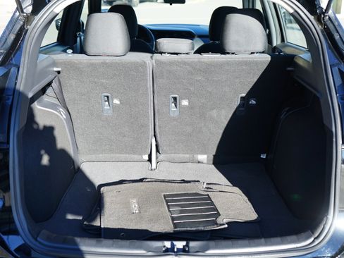 Used 2024 Nissan Kicks SR image 11