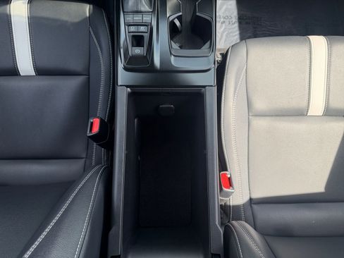 Certified 2025 Toyota Camry SE w/ Convenience Package image 18