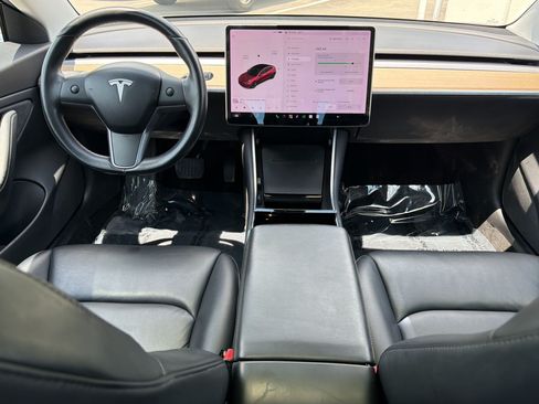 Used 2018 Tesla Model 3 Long Range RWD image 15