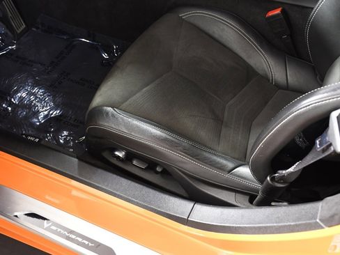 Used 2023 Chevrolet Corvette Stingray Premium Cpe w/ Z51 Performance Package image 16