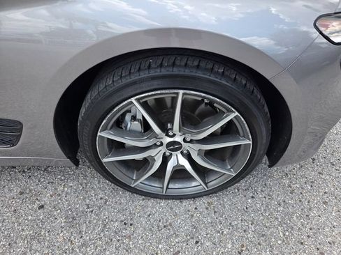 Used 2025 Genesis G70 2.5T RWD image 17