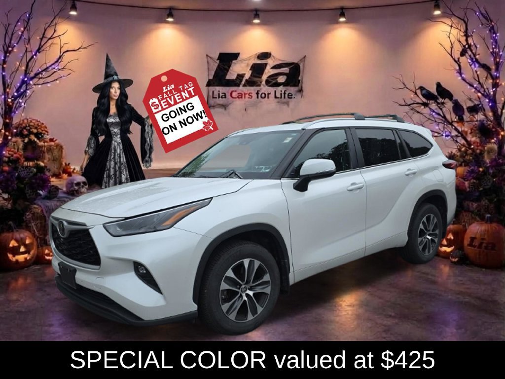Used 2023 Toyota Highlander XLE AWD/4WD image 4