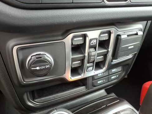 New 2026 Jeep Gladiator Sport AWD/4WD image 15