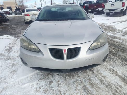 Used 2004 Pontiac Grand Prix GTP image 2