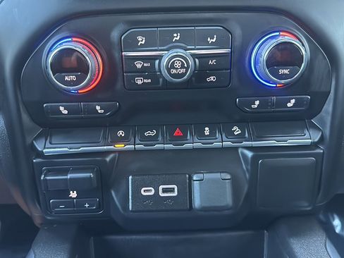 Used 2022 Chevrolet Silverado 1500 RST image 34