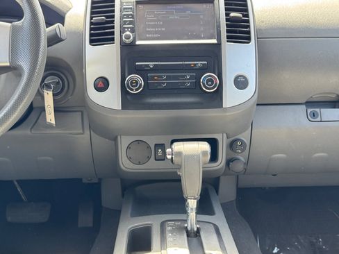 Used 2019 Nissan Frontier SV RWD image 15
