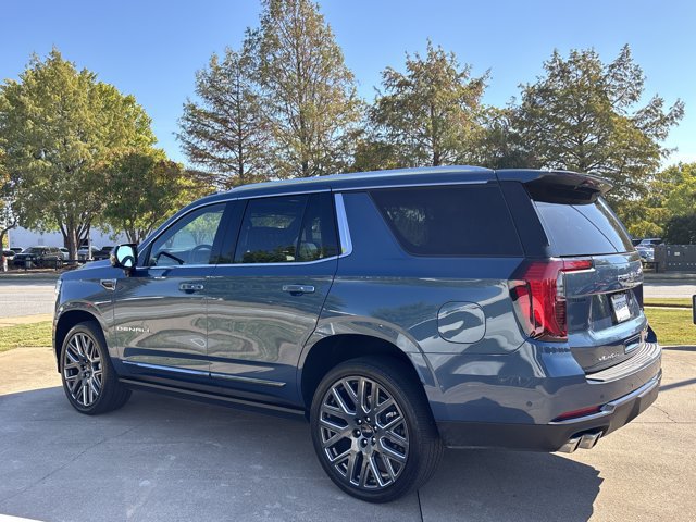 Used 2026 GMC Yukon Denali Ultimate AWD/4WD image 9