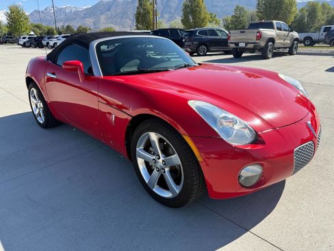 Used 2006 Pontiac Solstice Convertible w/ Power Package RWD image 8