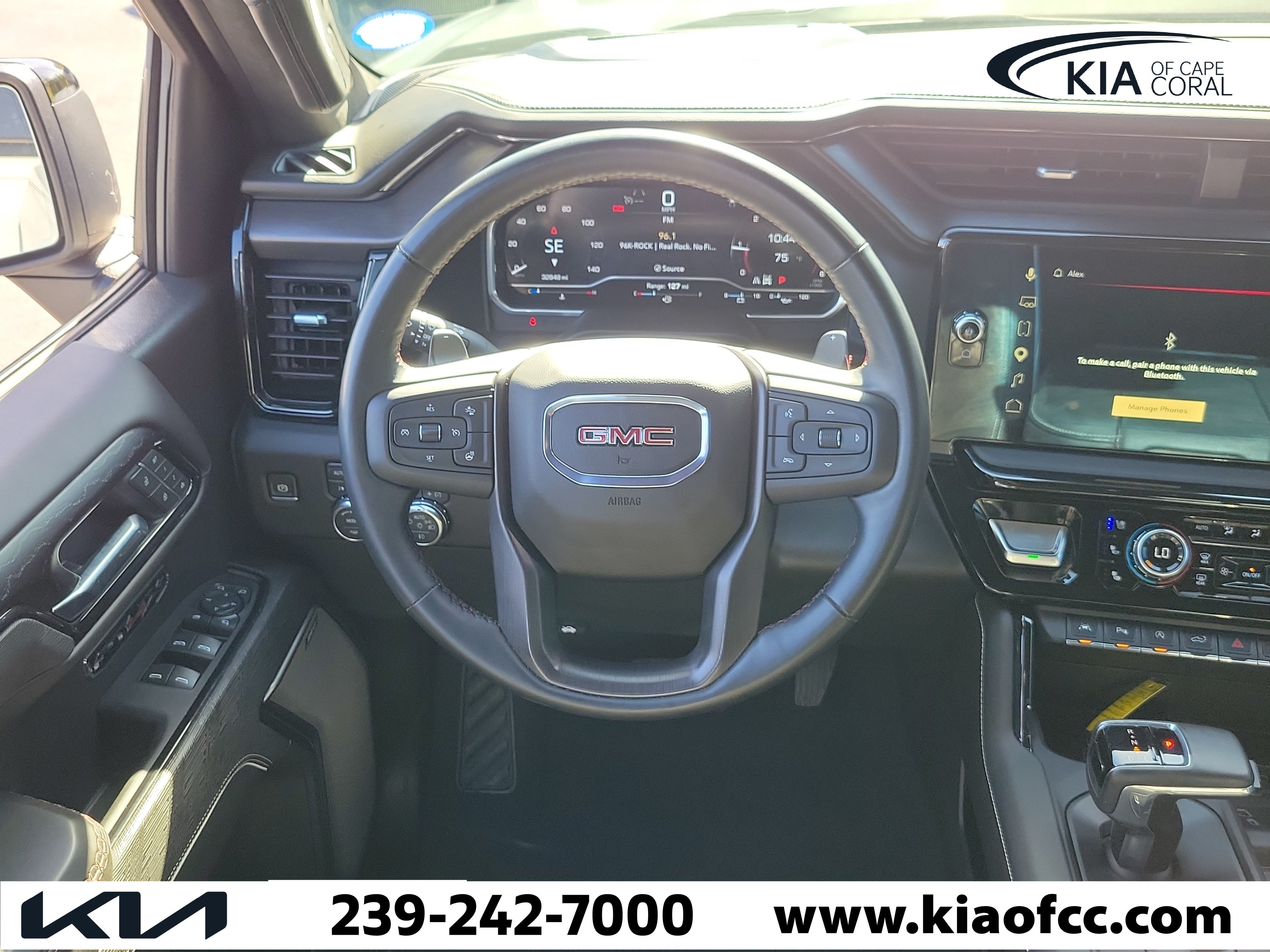 Used 2025 GMC Sierra 1500 AT4X AWD/4WD image 17