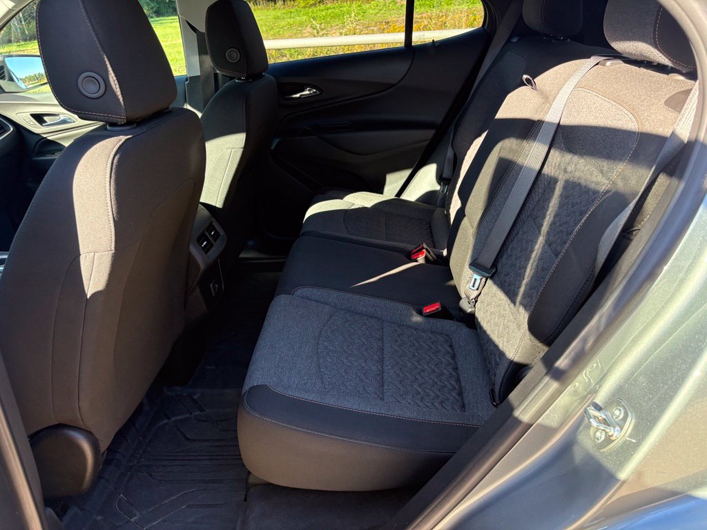 Used 2024 Chevrolet Equinox LT w/ LPO, Floor Liner Package FWD image 40
