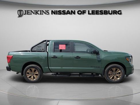 Certified 2024 Nissan Titan SV w/ SV Bronze Edition Package RWD image 3
