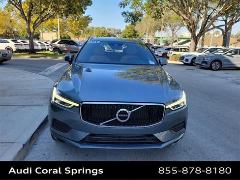 Used 2019 Volvo XC60 T5 Momentum w/ Premium Package image 3