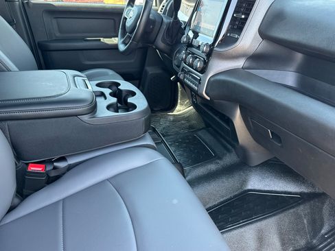 New 2026 RAM 5500 Tradesman w/ Chrome Appearance Group AWD/4WD image 14
