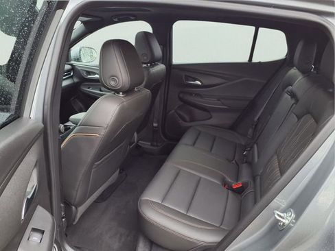 Certified 2025 Buick Envista Avenir image 24