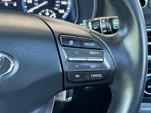 Used 2020 Hyundai Kona Limited FWD image 26