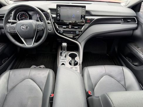 Used 2023 Toyota Camry XLE w/ Navigation Package image 13